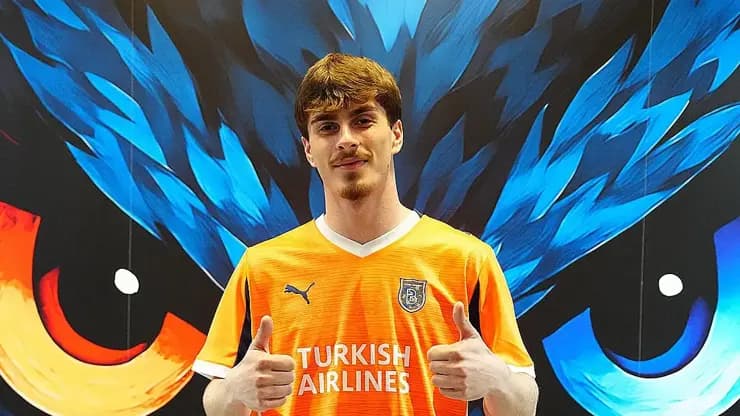 Başakşehir'den Transfer Bombası: Gürcü Sol Bek Saba Kharebashvili Geldi!
