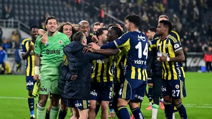 Fenerbahçe Trabzonspor'u Yenerek Seriye Devam Peşinde