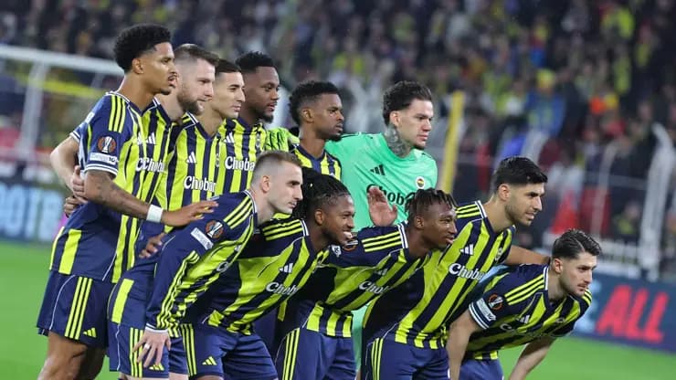 Fenerbahçe'de Nottingham Öncesi İki Futbolcu Alarm Veriyor