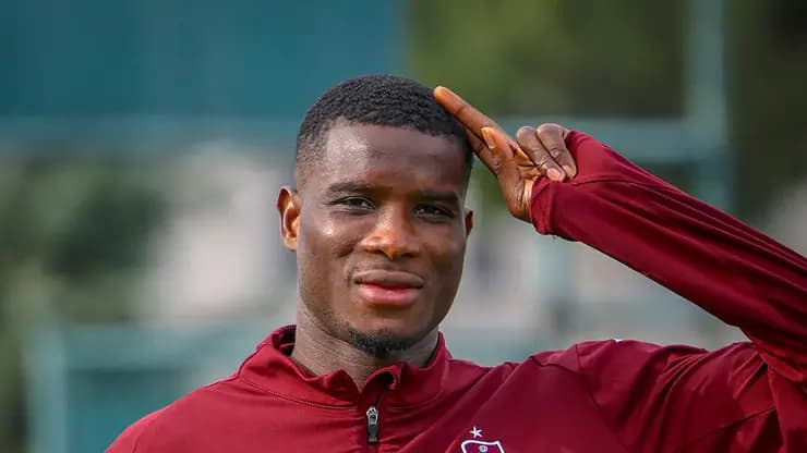 Trabzonspor'dan Kafa Golleri Şov! 48 Golün 15'i Havadan
