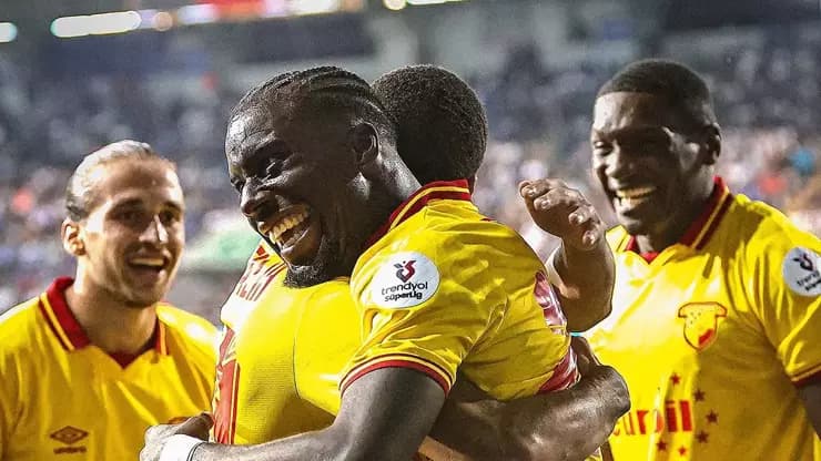 Göztepe'de Bokele şoku! Stoilov'dan flaş karar