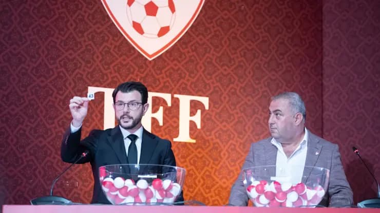 Türkiye Kupası'nda Derbi Rüzgarı: Dört Büyüklerin Rakipleri Belli Oldu!