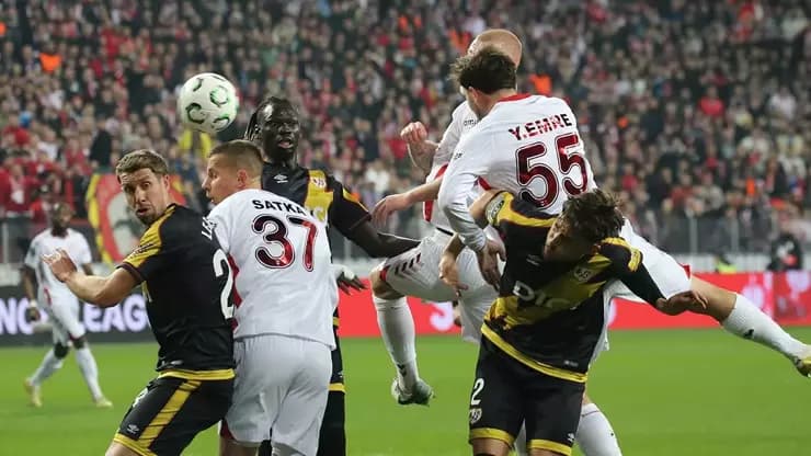Samsunspor Rayo Vallecano'ya Boyun Eğdi Tur Umutları Azaldı