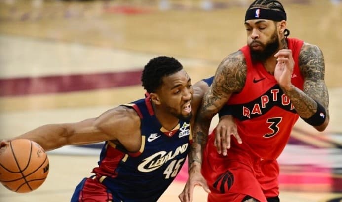 Mitchell ve Harden'dan Şov: Rockets Fark Attı!