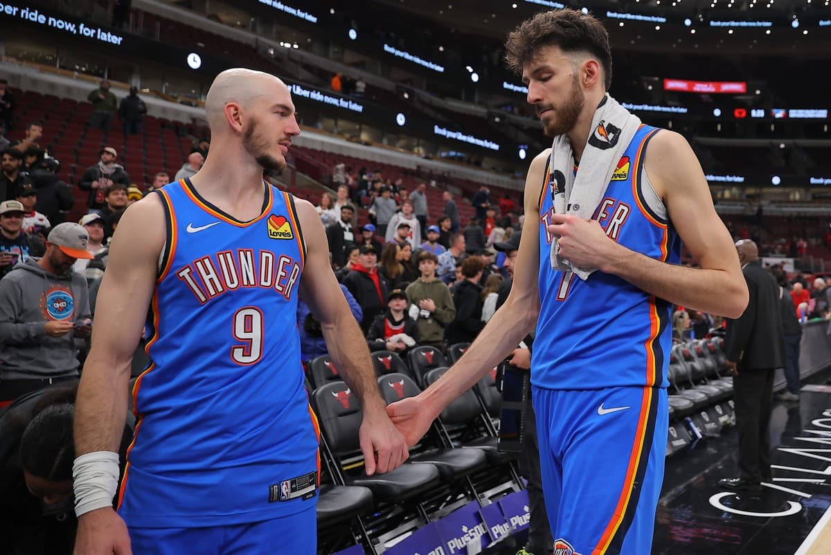 Chet Holmgren'den Alex Caruso'ya Büyük Övgü: Saha İçi Dışı Harika, İletişimi Takımın Dengesi!