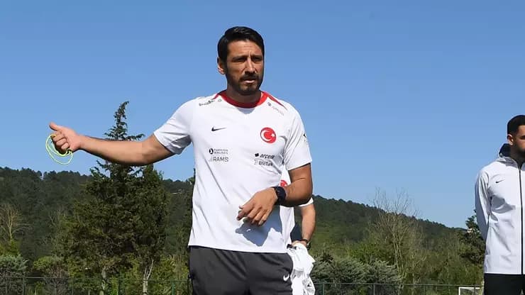 Egemen Korkmaz U21 Maçında Fenalaştı Hastaneye Kaldırıldı