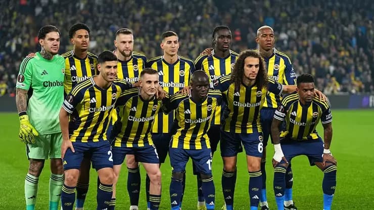 Fenerbahçe'de Derbi Alarmı 6 Futbolcu Kart Sınırında