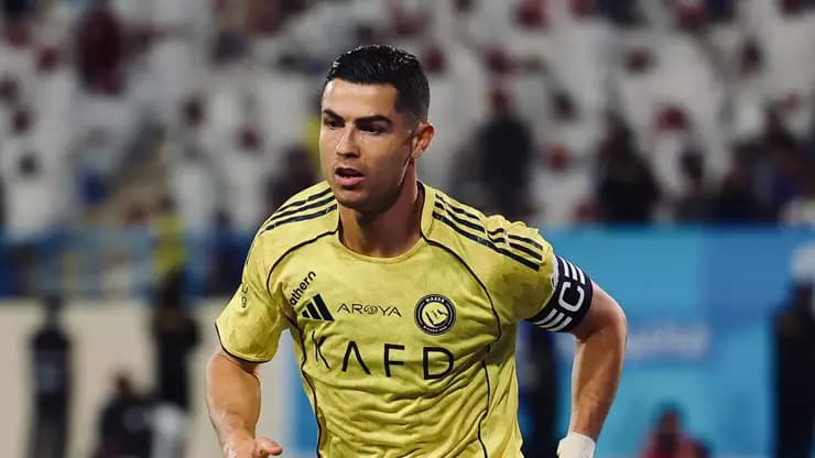 Ronaldo yine sahnede Gol perdesini açtı