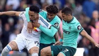 Leeds United'dan Wolverhampton'a Gol Yağmuru! Okafor ve Rutter Coştu, Düşme Hattıyla Fark Açıldı