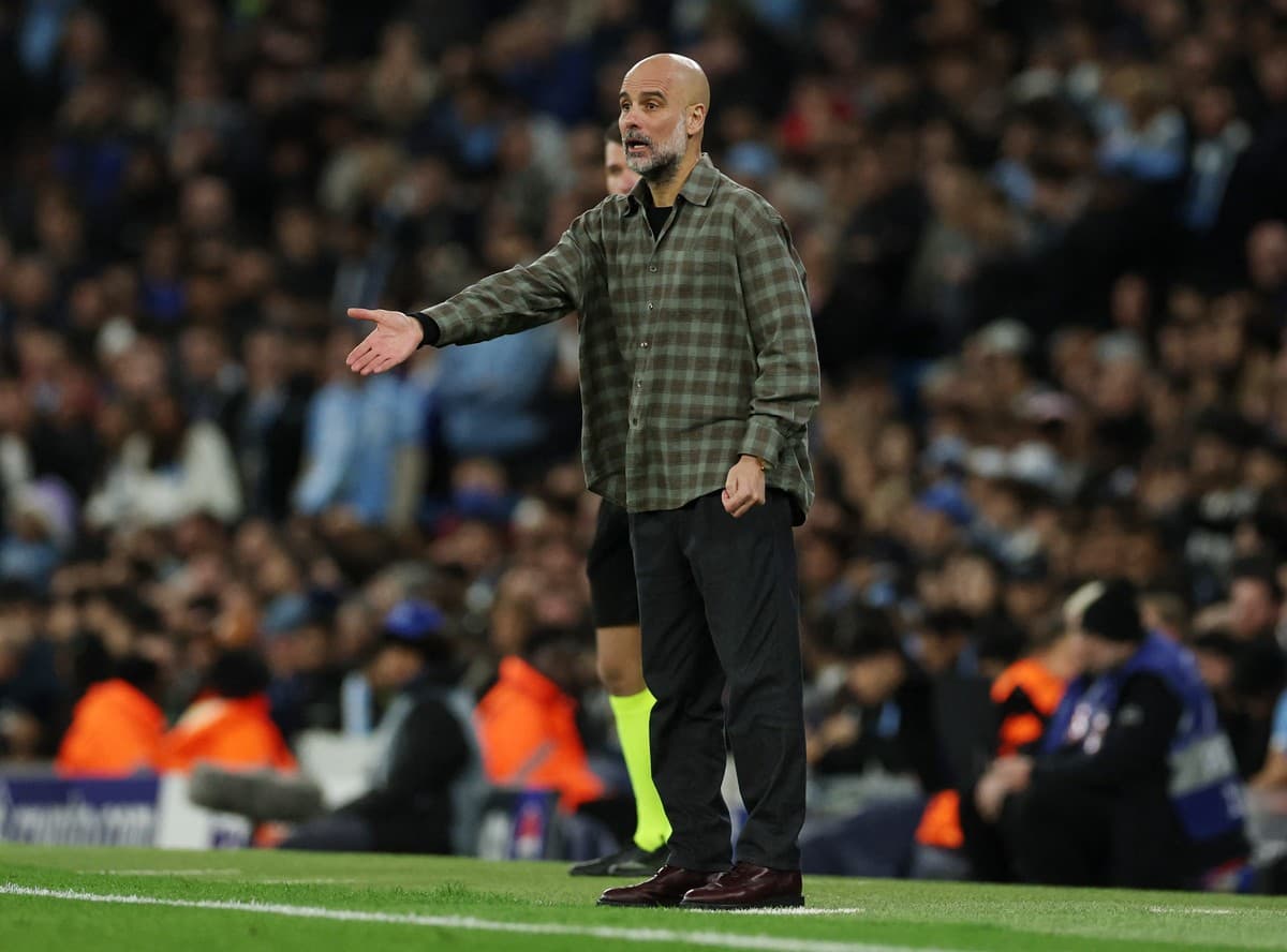 Guardiola'dan Stones yorumu: Nihayet sağlıklı! 'Husanov'un hızı onda yok ama farklı meziyetleri var'