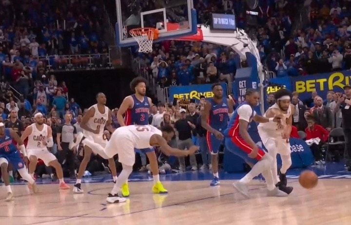 Draymond Green'den kurallara tepki: 'Ausar'ın düşürülmesi faul değil diyorlar, Allen'ın kazara teması faul müydü?'