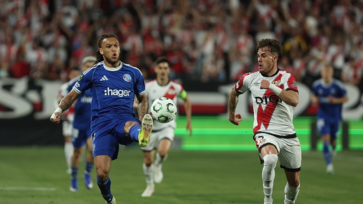 Beşiktaş'ın Sol Kanat Hedefi: Diego Moreira İlgisi Gündemde