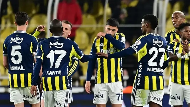 Fenerbahçe 3-1 Başakşehir Maç Özeti: Kanarya coştu