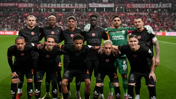Galatasaray'da yıldızın sözleşmesindeki flaş madde aktifleşti