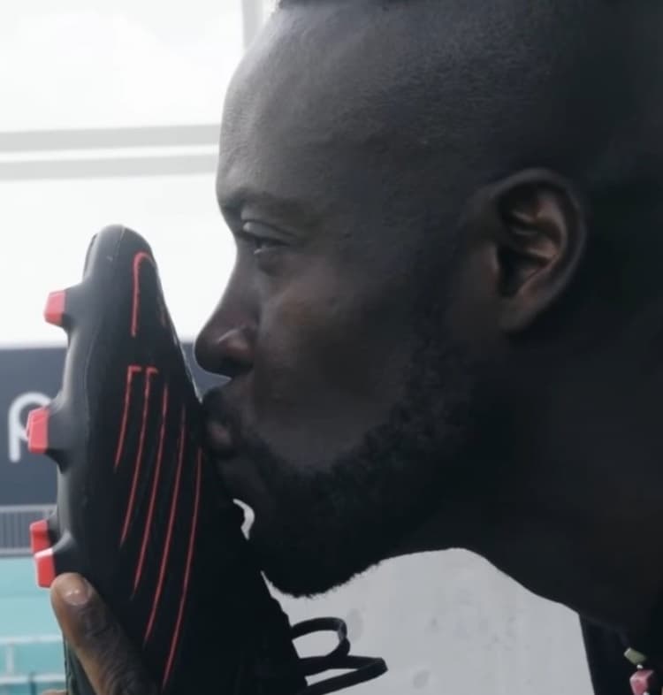MLS Efsanesi Kamara Kramponları Astı: 'Sadece Futbol Aşkı İçin Oynadım'