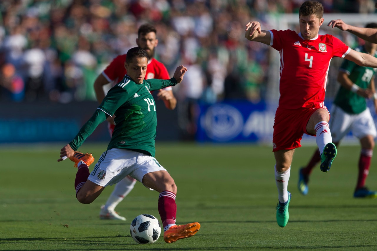 Chicharito'dan Cristiano Ronaldo'ya anlamlı mesaj: Son Dünya Kupası'nda zirve yapsın!