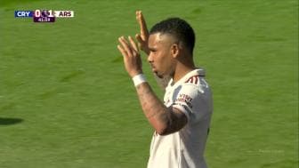 Arsenal, Crystal Palace'ı 2-1 devirdi: Jesus hem attı hem kaçırdı!