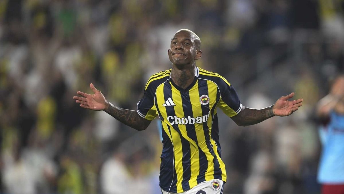 Fenerbahçe'de Anderson Talisca İçin Brezilya'dan İki Talip: Yönetim Kararını Verdi