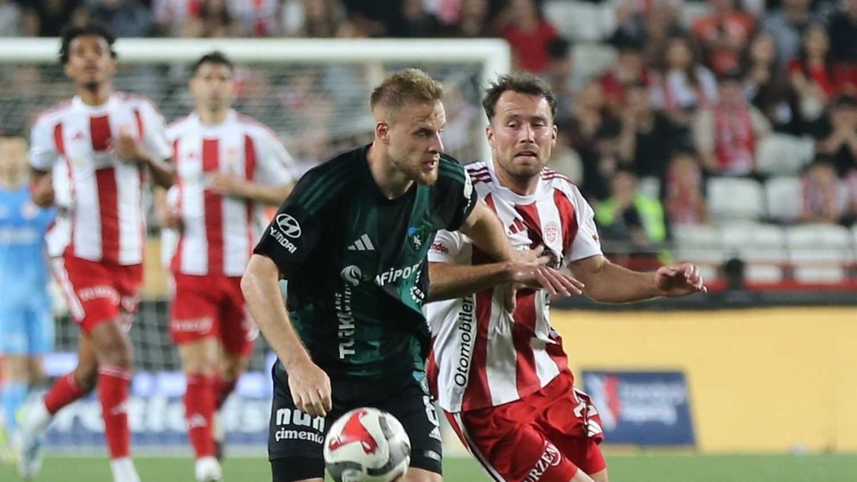 Kocaelispor'dan Hrvoje Smolcic Transferinde Flaş Gelişme: Görüşmeler Sonlandırıldı