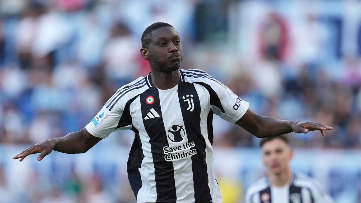 Randal Kolo Muani Transferinde Anlaşma Sağlandı: Fenerbahçe ve Galatasaray İzlemede
