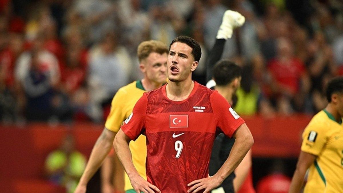 Galatasaray'dan Deniz Gül Kararı Transfer Piyasasını Şaşırttı