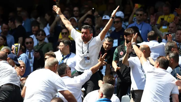 Fenerbahçe seçiminde ilk gün tansiyon tırmandı