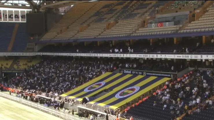 Fenerbahçe'de başkanlık yarışı kızıştı: Olağanüstü Kongre başladı
