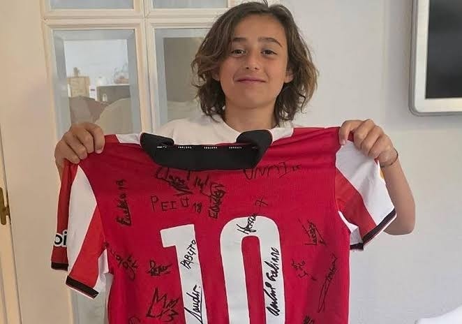 Barcelona, Athletic Bilbao'dan Messi benzetmeli genç Aparicio'yu transfer etti.