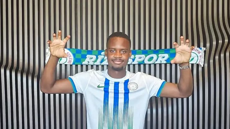 Rizespor Fransa 2. Ligi'nden çifte imza attı