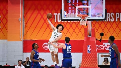 NBA Yaz Ligi'nde Borris Fırtınası: Bucks, 76ers'ı Son Saniye Turnikesiyle Devirdi! 27 Sayı, 5 Ribaund ve Ayayi'den 22 Sayı.