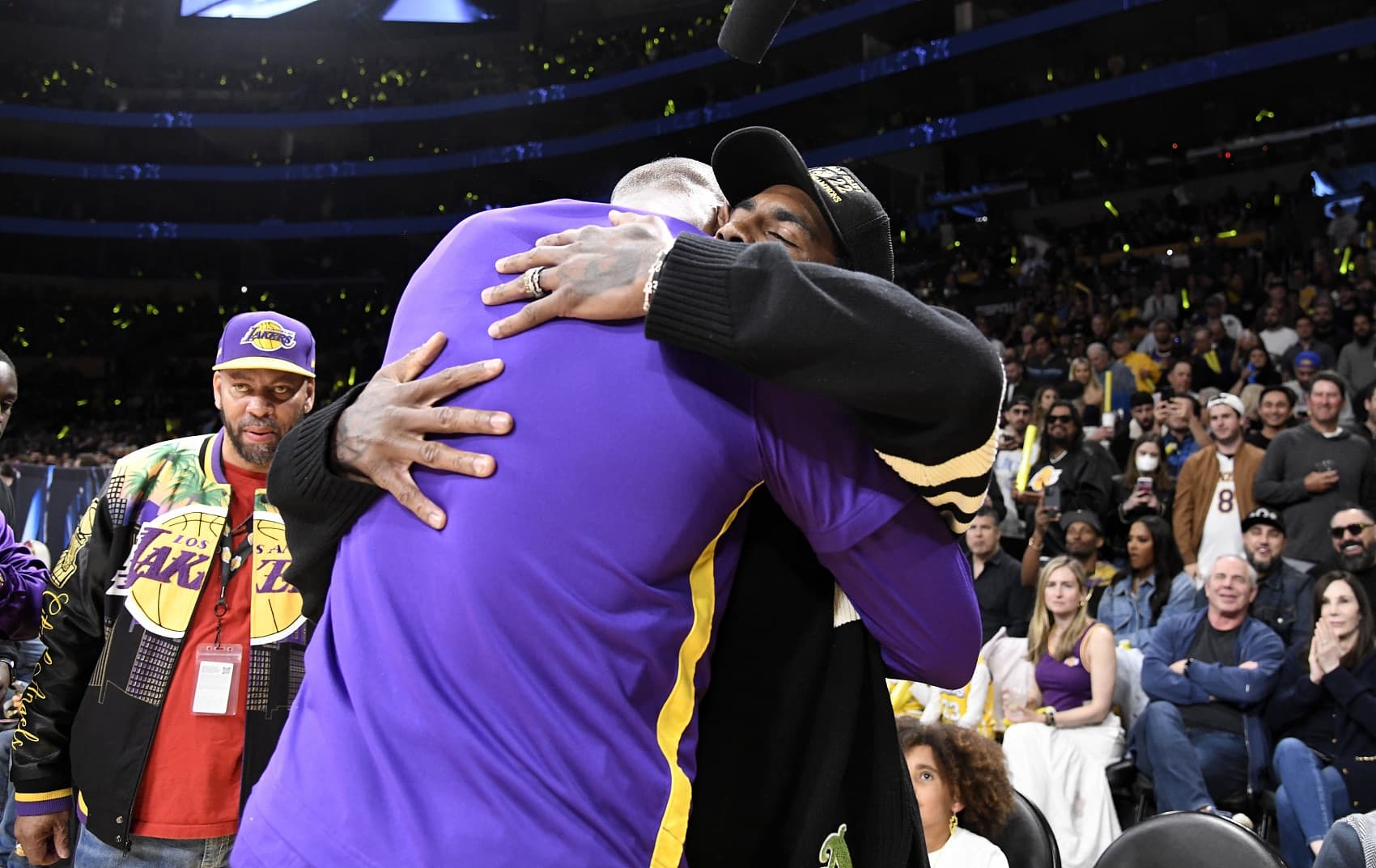 Flaş İddia: Irving Kalıyor! LeBron, Rich Paul ve Cavaliers Boşuna Uğraşmasın