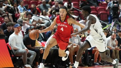 NBA Yaz Ligi'nde Hawks, Nets'i Devirdi! 8. sıra seçimi Flemings (9+7+5) ve Kobe Johnson (17+7) yıldızlaştı.