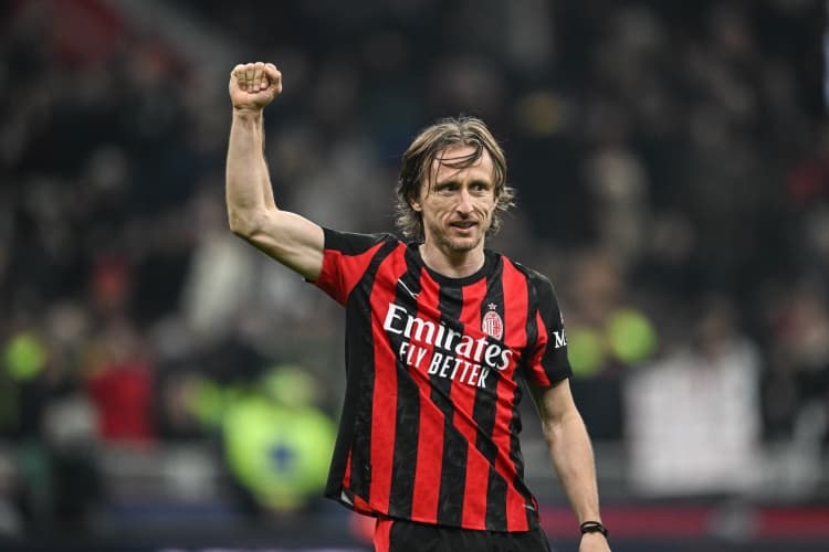 Di Marzio: Milan, Modric ile 1 yıllık sözleşme görüşmelerinde sona geldi!