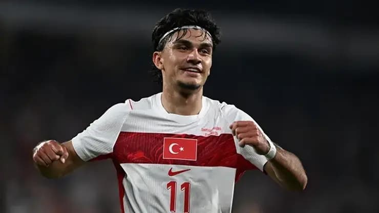 Can Uzun ve Galatasaray iddialarına Frankfurt'tan flaş açıklama