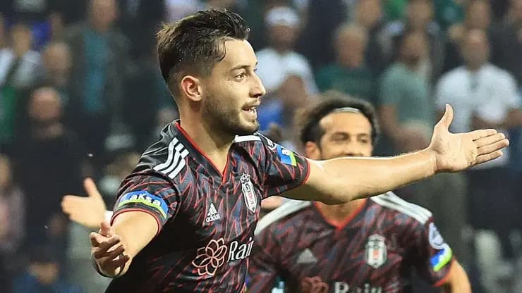 Tayyip Talha Sanuç Çaykur Rizespor'a imza attı