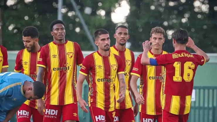 Göztepe hazırlıkta 3'te 3'le lige hazır