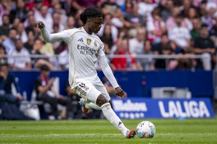 AS: Real Madrid'in Olise planı Camavinga'nın 70 milyon Euro'ya satılmasına bağlı!