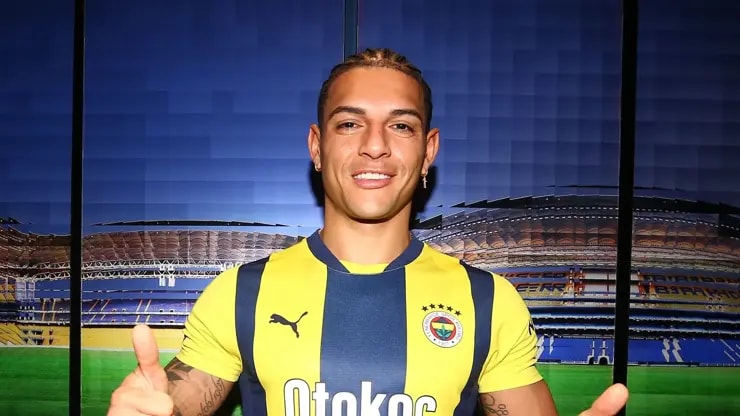 Fenerbahçe'de Diego Carlos Brezilya'ya, İsmail Yüksek kaldı!
