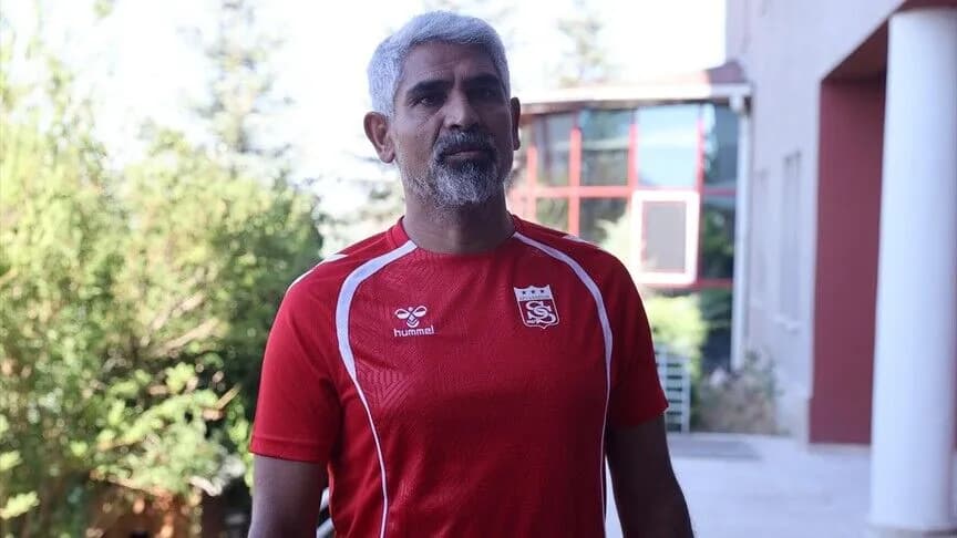 Sivasspor Teknik Direktörü Taşdemir'den Zorlu Süreçte Umut Mesajı