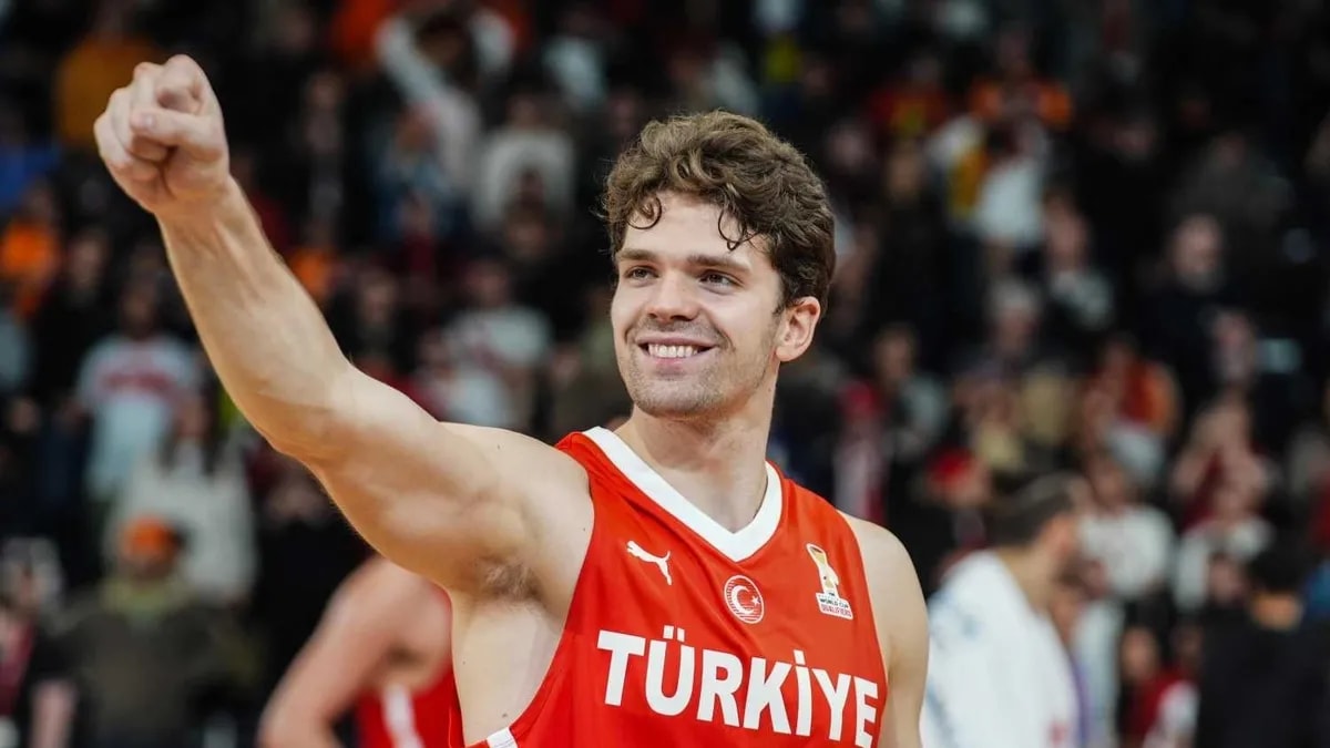 Fenerbahçe, NBA Yolcusu Milli Basketbolcu Tarık Biberovic'e Veda Etti