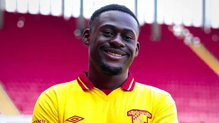 Göztepe'den flaş imza: 21'lik Matos geldi!