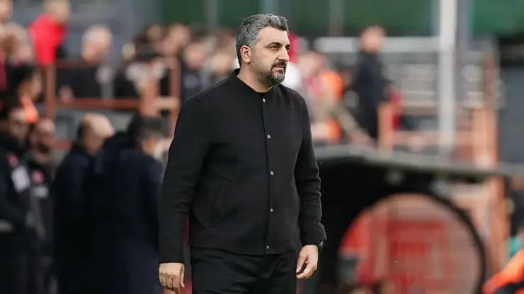 Pendikspor'da Sinan Kaloğlu ile yollar ayrıldı