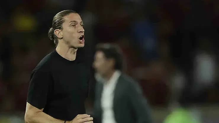Monaco'da dümen Filipe Luis'e geçti