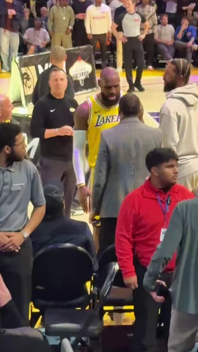Stephen A. Smith'ten LeBron James Yorumu: Farklı Görüşlere Rağmen Objektif Değerlendirme!