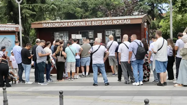 Trabzonspor'un Ferencvaros mücadelesi biletleri satışta