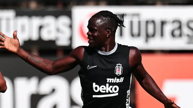 Beşiktaş Zalgiris'e bileniyor