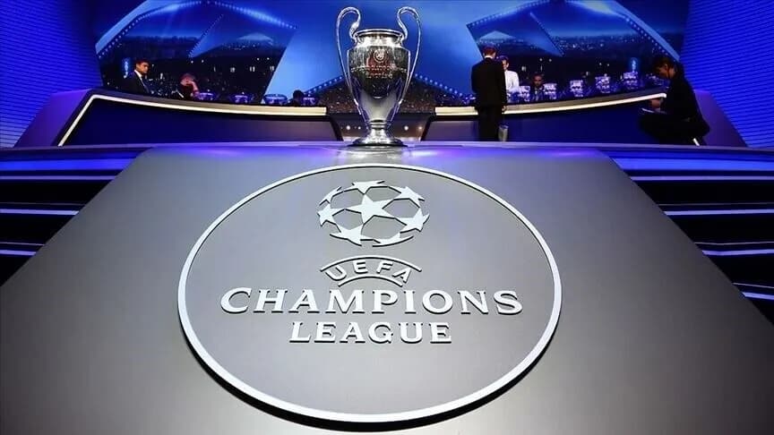 Fenerbahçe'nin Şampiyonlar Ligi Play-Off Rakibi Belli Oldu: Sturm Graz Engeli Sonrası Dev Eşleşme