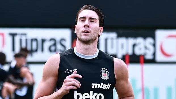Dusan Vlahovic Beşiktaş Formasıyla İlk Antrenmanına Çıktı