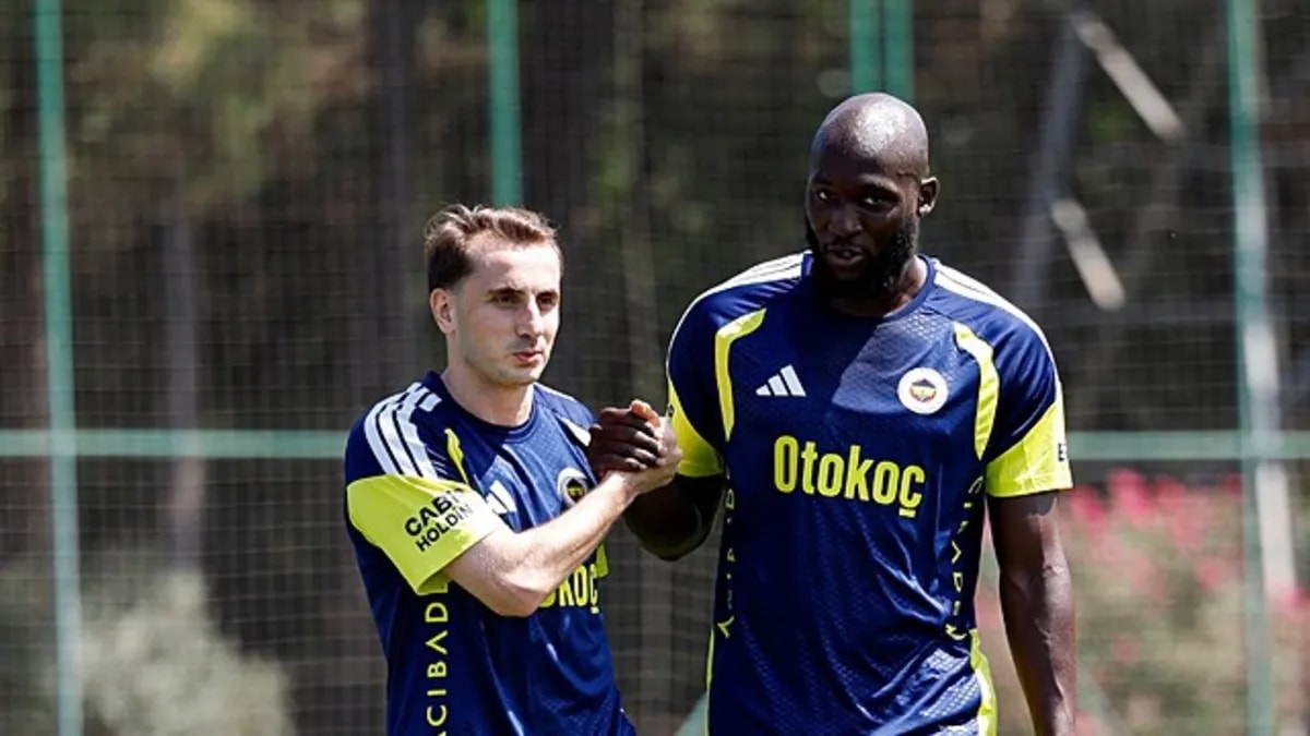 Fenerbahçe, Şampiyonlar Ligi Play-Off İlk Maçı İçin Lyon Hazırlıklarına Başladı