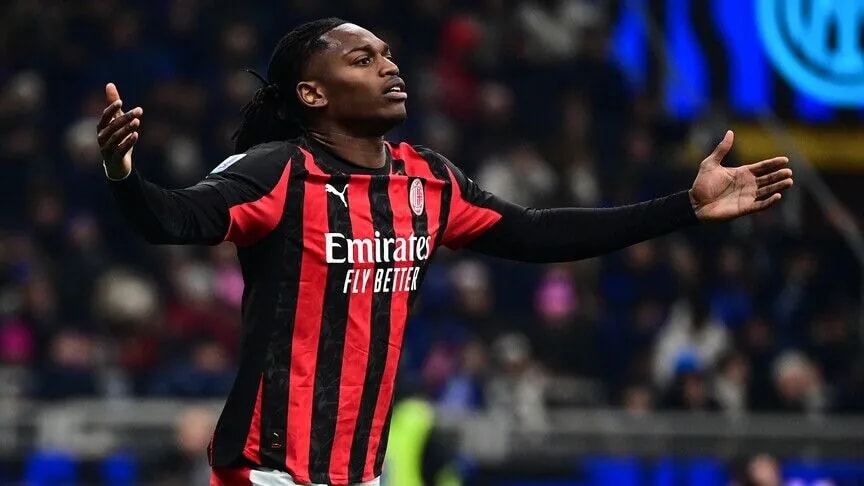 Galatasaray, Portekizli Yıldız Rafael Leao İçin Milan ile Görüşmelere Başladı
